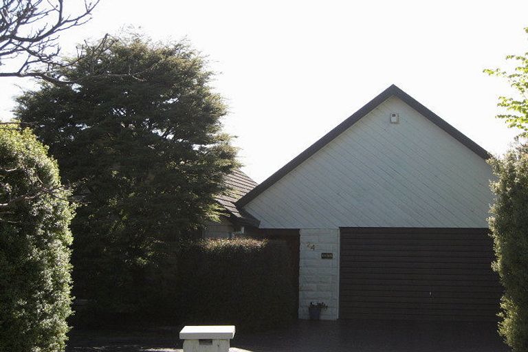 Photo of property in 24 Creese Place, Redwood, Christchurch, 8051
