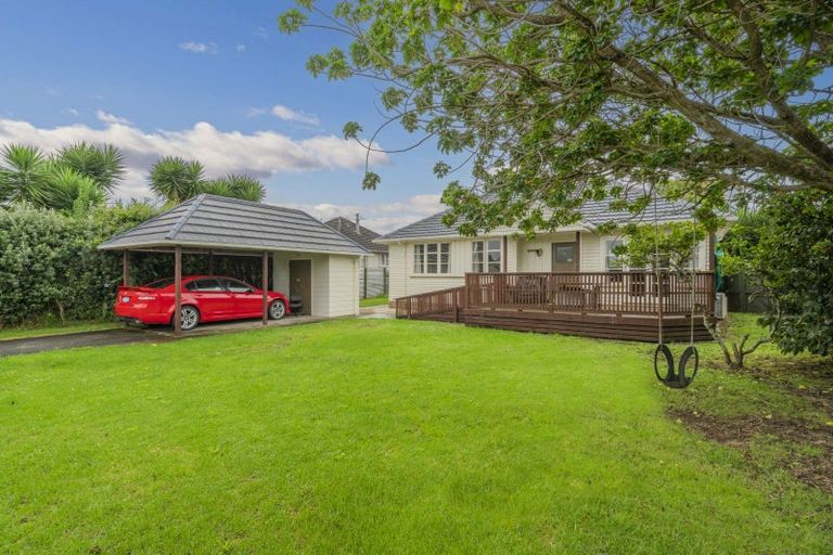 Photo of property in 8a Hannan Road, Whitianga, 3510
