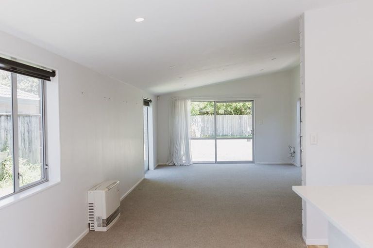 Photo of property in 102 Weggery Drive, Waikanae Beach, Waikanae, 5036