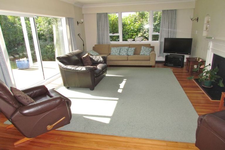 Photo of property in 37 Upper Plain Road, Masterton, 5810