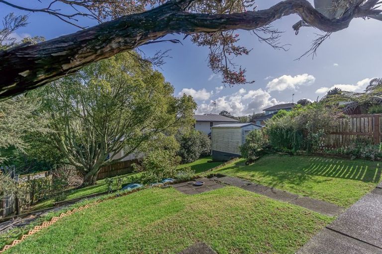 Photo of property in 49 Glencoe Road, Browns Bay, Auckland, 0630