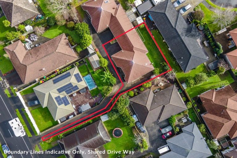 Photo of property in 1/15 Golfland Drive, Golflands, Auckland, 2013