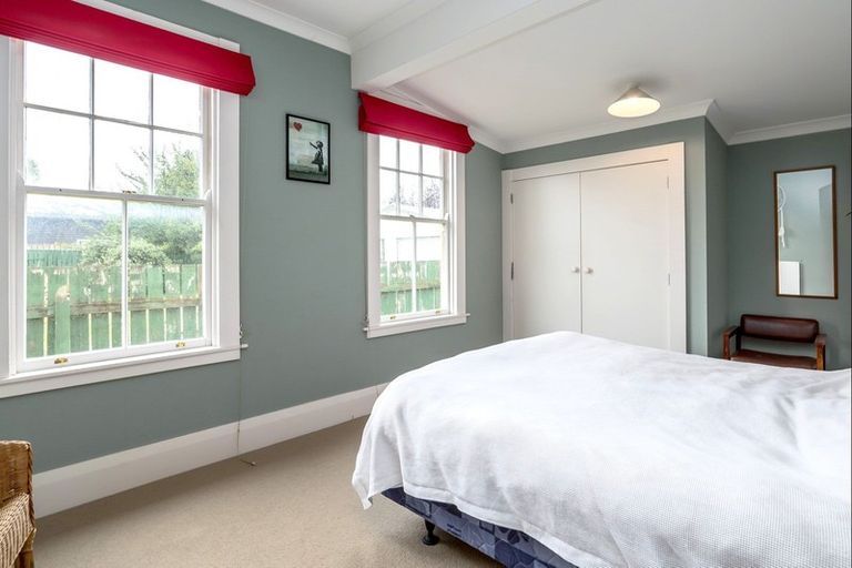 Photo of property in 12 Malcolm Street, Martinborough, 5711