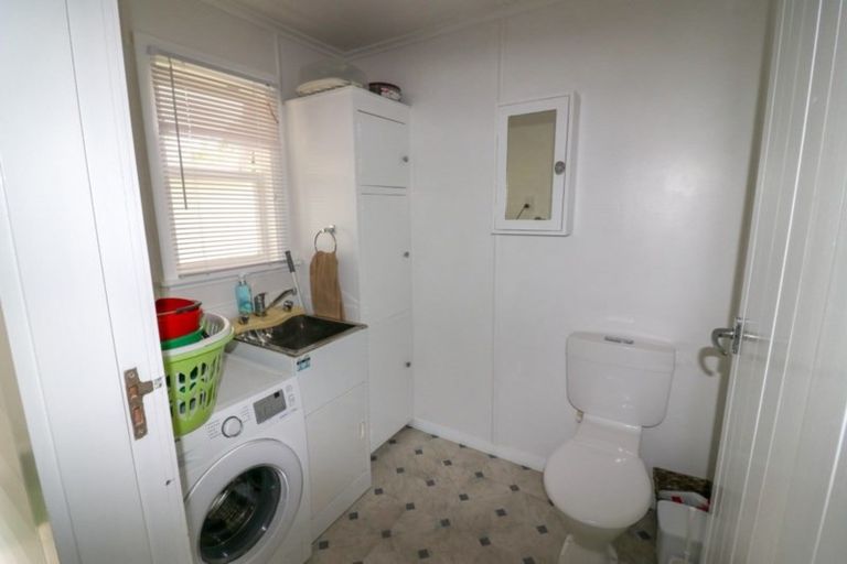 Photo of property in 3 Mathew Street, Dannevirke, 4930