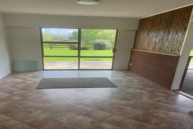 Photo of property in 348 Airfield Road, Ardmore, Papakura, 2582