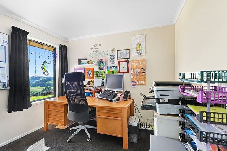 Photo of property in 52 Fishlock Road, Te Arai, Wellsford, 0974