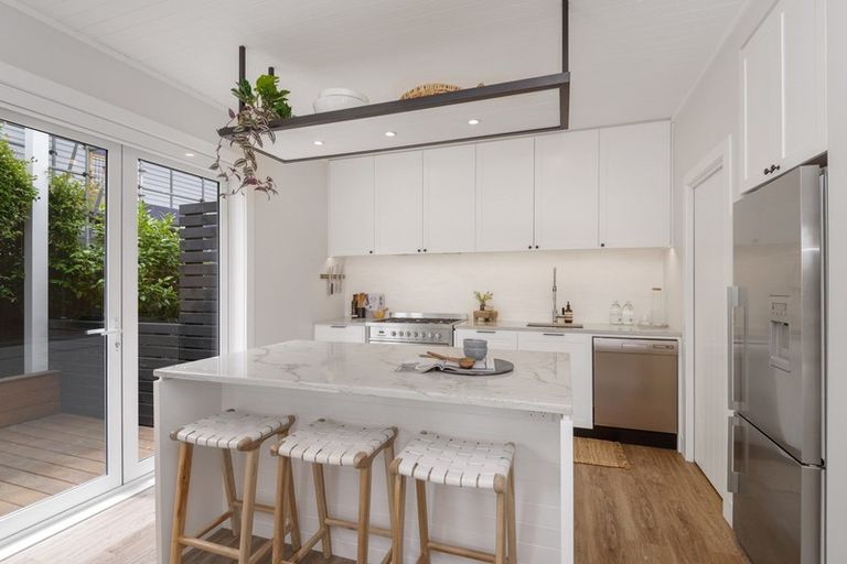 Photo of property in 45 Paparoa Street, Papanui, Christchurch, 8053