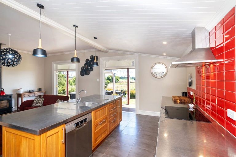 Photo of property in 3743 State Highway 50, Maraekakaho, Hastings, 4171