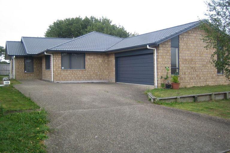 Photo of property in 13 Bishopsworth Way, Huntington, Hamilton, 3210