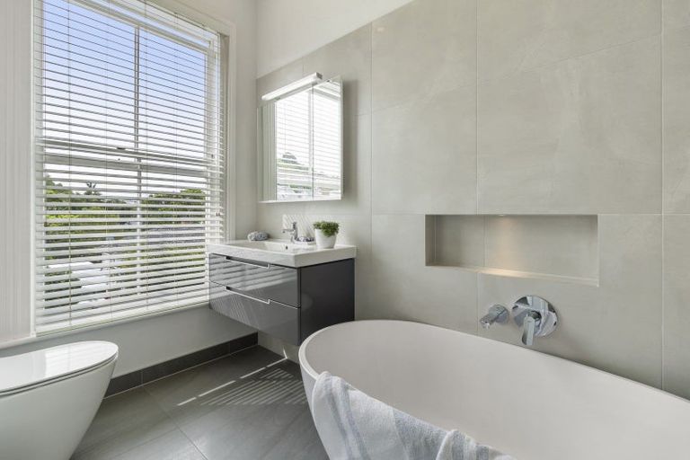 Photo of property in 3 Kerr Street, Devonport, Auckland, 0624