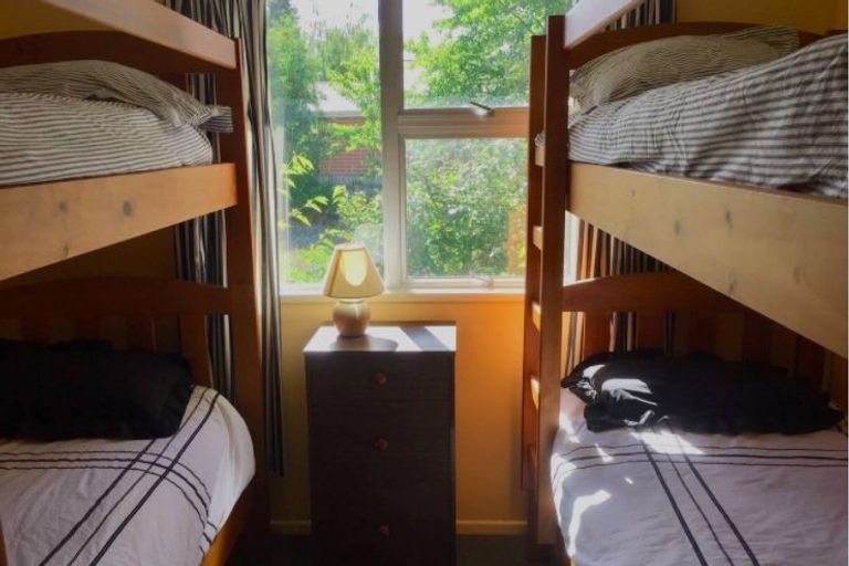 Photo of property in 2 Park Lane, Omarama, 9412