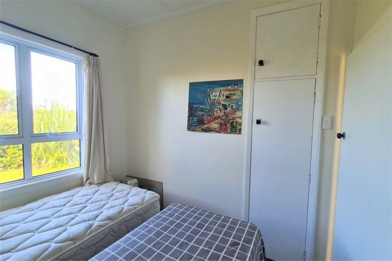 Photo of property in 147 Tasman Street, Opunake, 4616