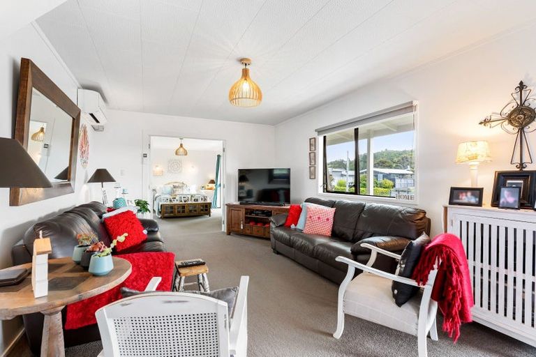 Photo of property in 401 Otahu Road, Whangamata, 3620