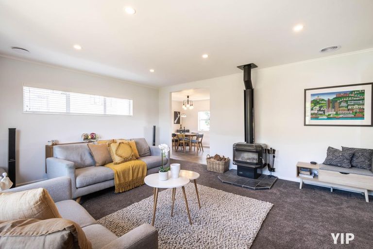 Photo of property in 43 Carluke Street, Paparangi, Wellington, 6037