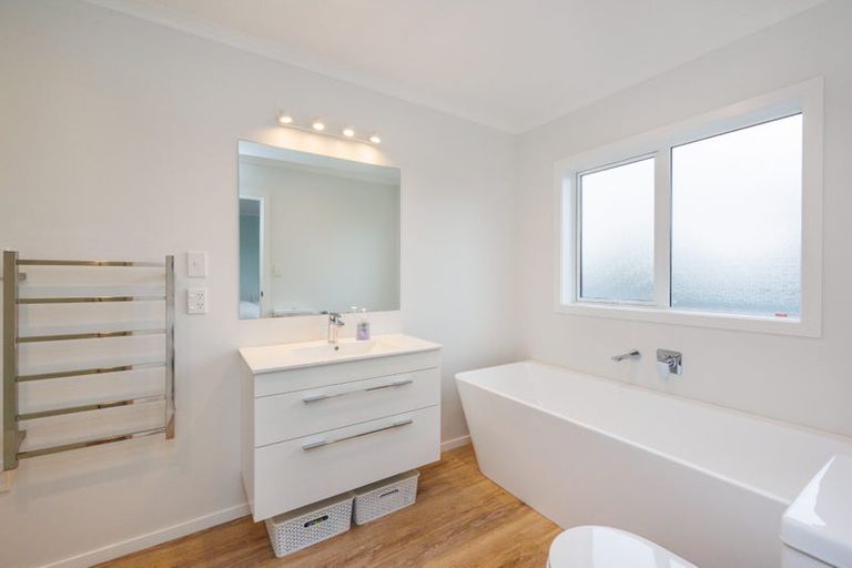 Photo of property in 16a Newbury Street, Awapuni, Palmerston North, 4412