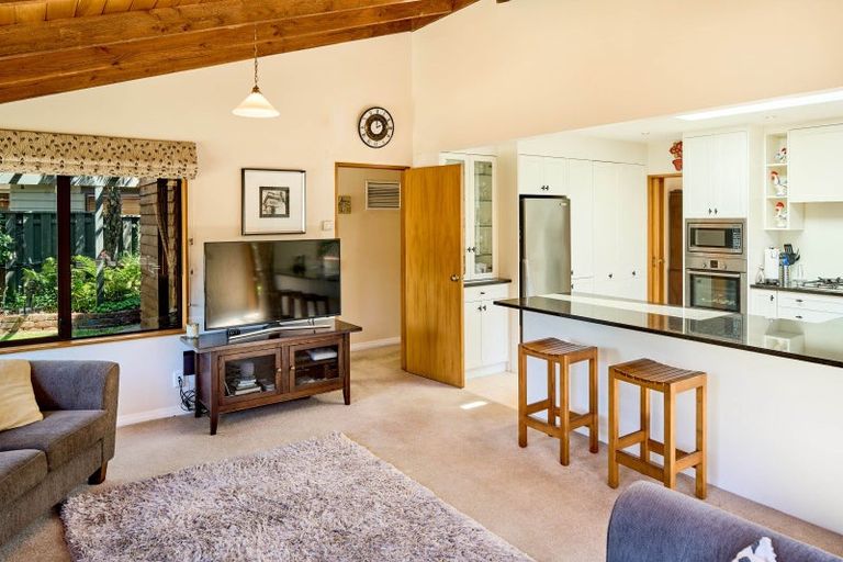 Photo of property in 2/70 Hautana Street, Woburn, Lower Hutt, 5010