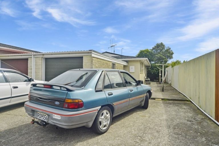 Photo of property in 8 Winiata Place, Otaki, 5512