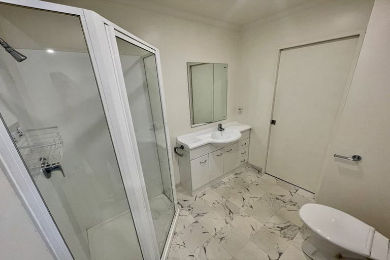 Photo of property in Terrace Heights Apartments, 13c/163 The Terrace, Wellington Central, Wellington, 6011