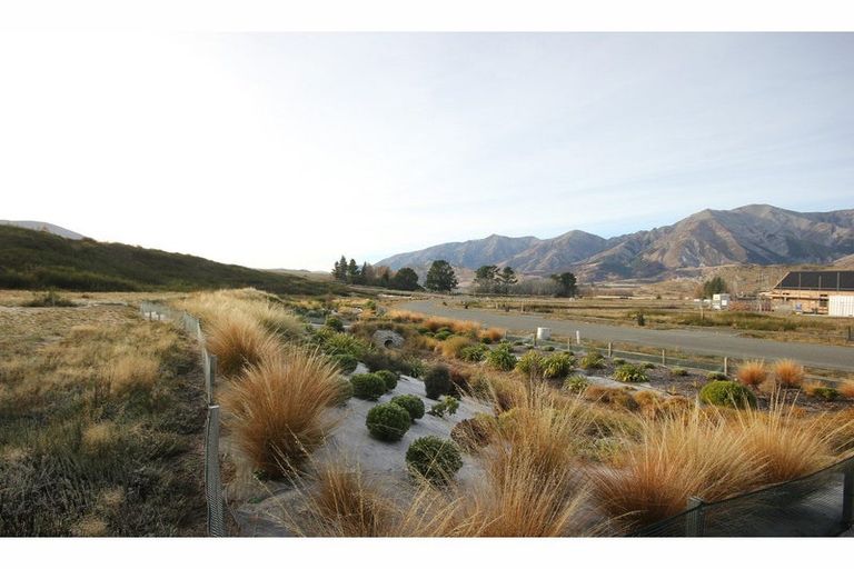 Photo of property in 30 Luge Loop, Castle Hill, 7580