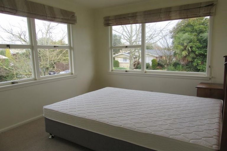 Photo of property in 6 Ilkley Place, Ilam, Christchurch, 8041