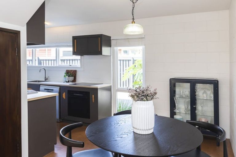 Photo of property in 2/16 Rossall Street, Merivale, Christchurch, 8014