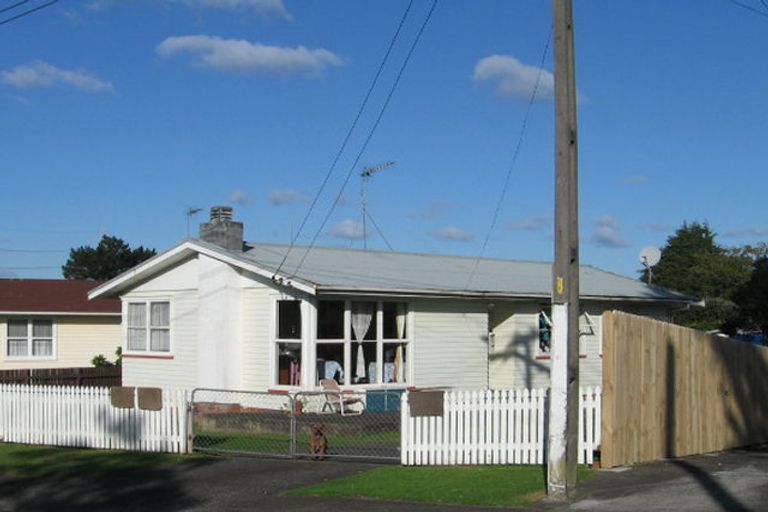 Photo of property in 20 Clayton Avenue, Otara, Auckland, 2023