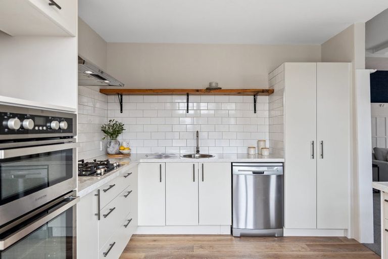 Photo of property in 1/142 Petrie Street, Richmond, Christchurch, 8013