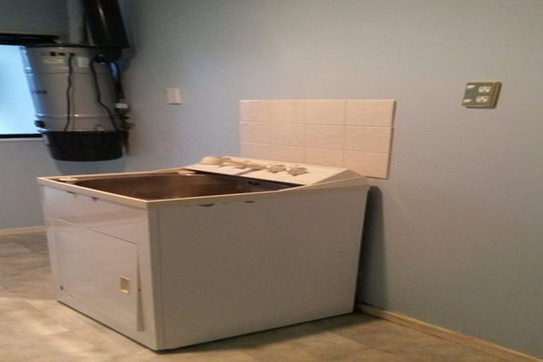 Photo of property in 19 Landsdowne Terrace, Karori, Wellington, 6012