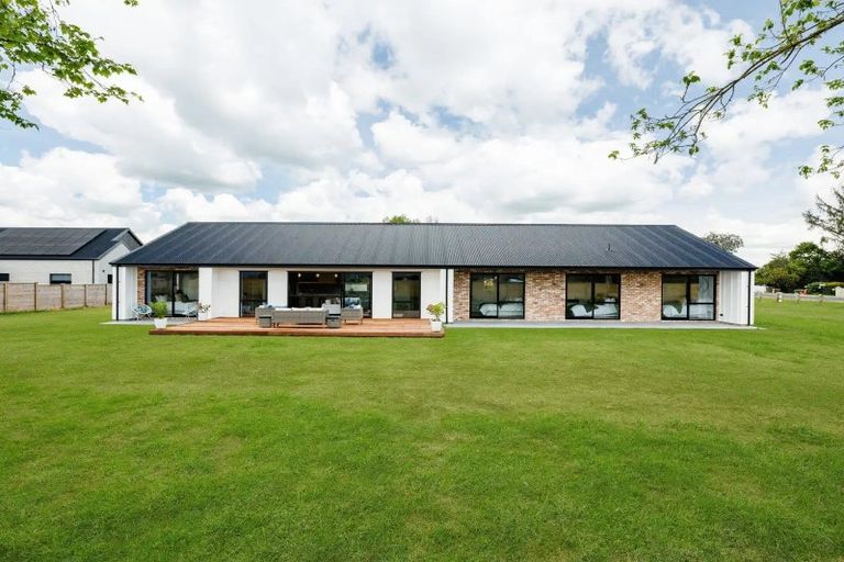 Photo of property in 1 Koru Lane, Leamington, Cambridge, 3432