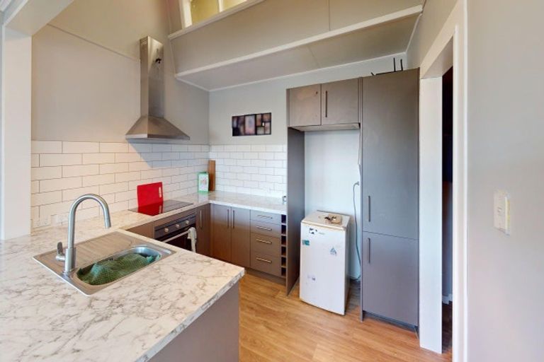 Photo of property in 16 Forth Street, Levin, 5510