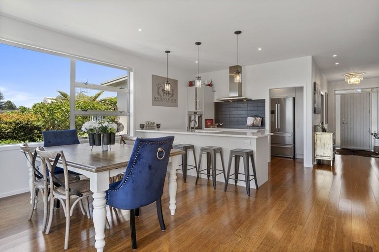 Photo of property in 39 Jarrah Park Drive, Pyes Pa, Tauranga, 3112