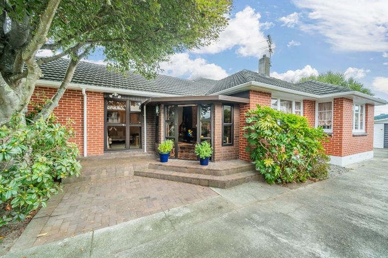 Photo of property in 8 Kelly Grove, Elderslea, Upper Hutt, 5018