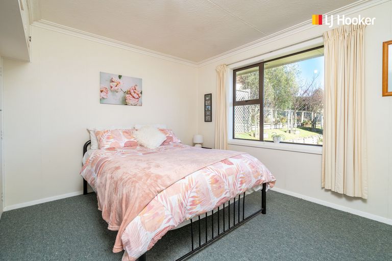 Photo of property in 30 Frances Street, Broad Bay, Dunedin, 9014