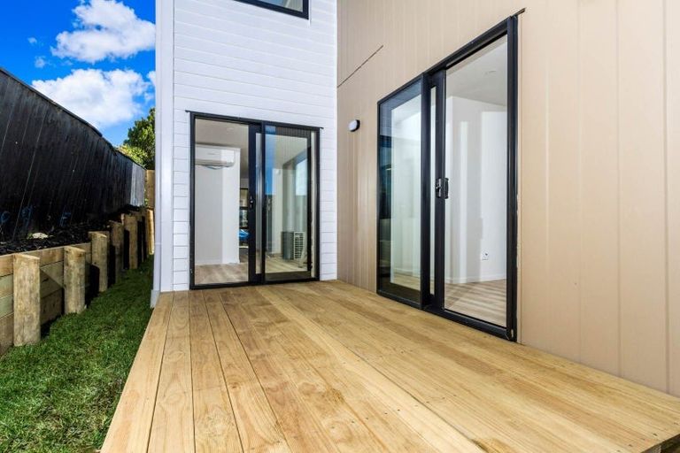 Photo of property in 7/66 Bruce Road, Glenfield, Auckland, 0629