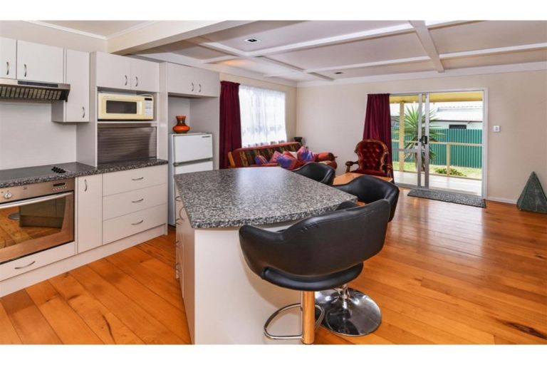 Photo of property in 30 Cordyline Road, Port Waikato, Tuakau, 2695