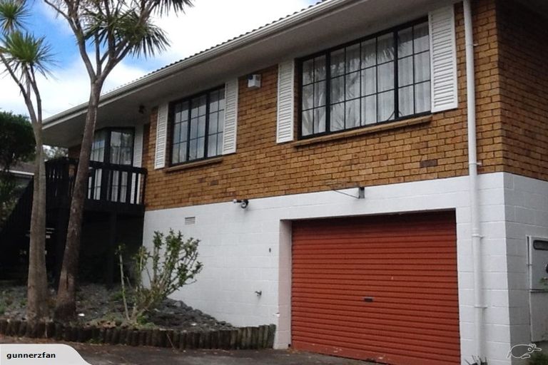 Photo of property in 1/150a Prince Regent Drive, Half Moon Bay, Auckland, 2012