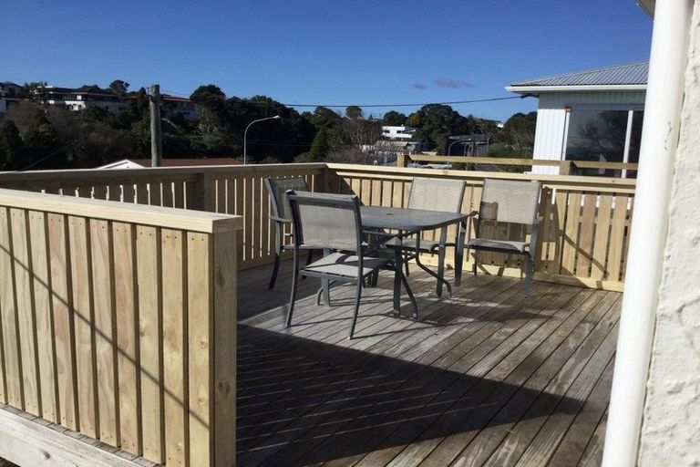 Photo of property in 90 Mangorei Road, Strandon, New Plymouth, 4312