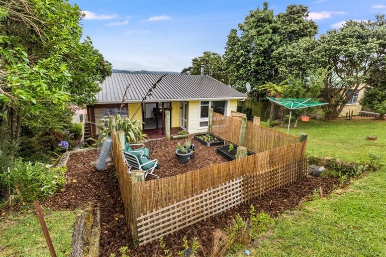 Photo of property in 13 Yemen Place, Ascot Park, Porirua, 5024