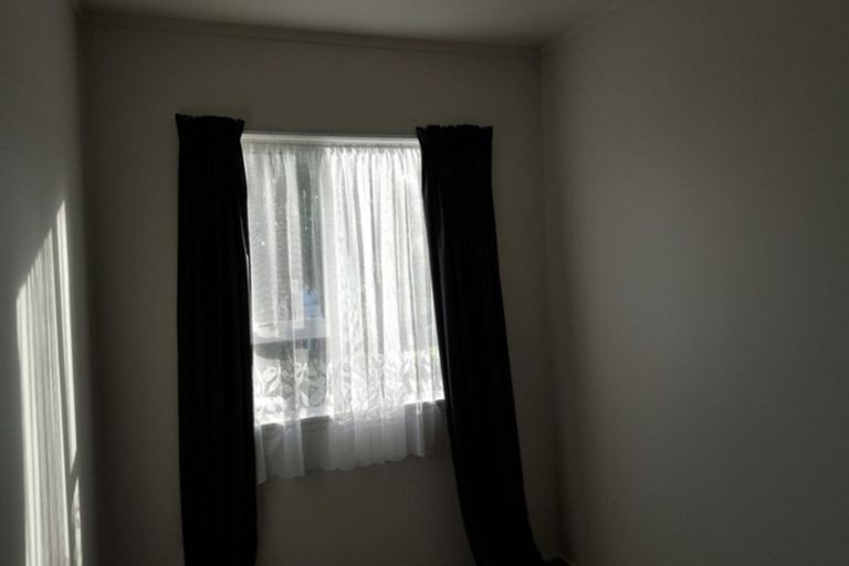 Photo of property in 1/10 Trounson Avenue, Clendon Park, Auckland, 2103