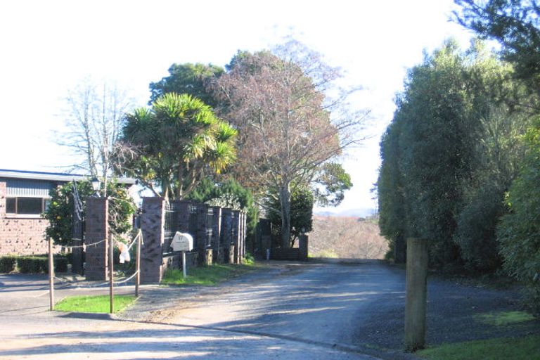 Photo of property in 17 Portree Place, Queenwood, Hamilton, 3210
