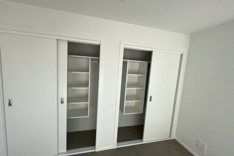 Photo of property in 4/28 Westgate Drive, Westgate, Auckland, 0614