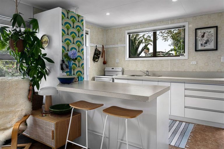 Photo of property in 49a Ocean View Road, Waihi Beach, 3611