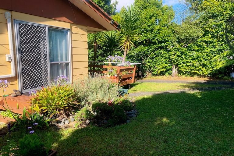 Photo of property in 1/167 Royal Road, Massey, Auckland, 0614