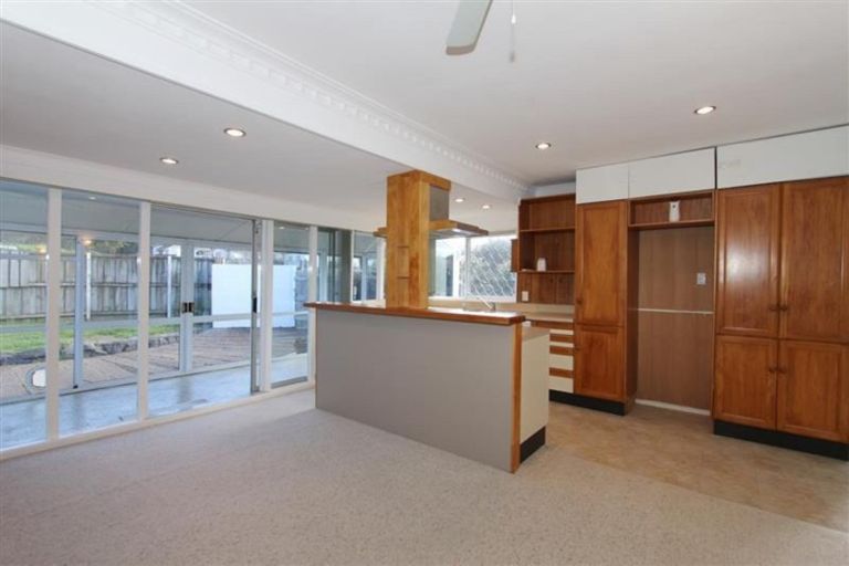 Photo of property in 3 Bowater Place, Manurewa, Auckland, 2102