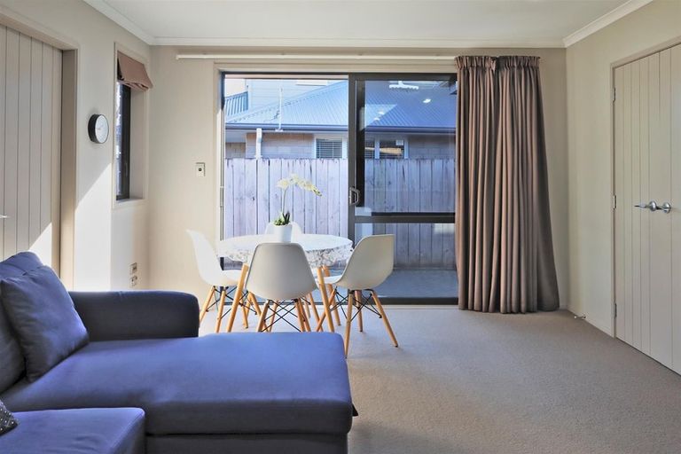 Photo of property in 1/31 Jones Crescent, Melville, Hamilton, 3206