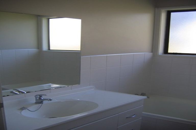 Photo of property in 537 Swanson Road, Ranui, Auckland, 0612