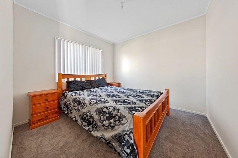 Photo of property in 1/19 Templeton Place, Clendon Park, Auckland, 2103