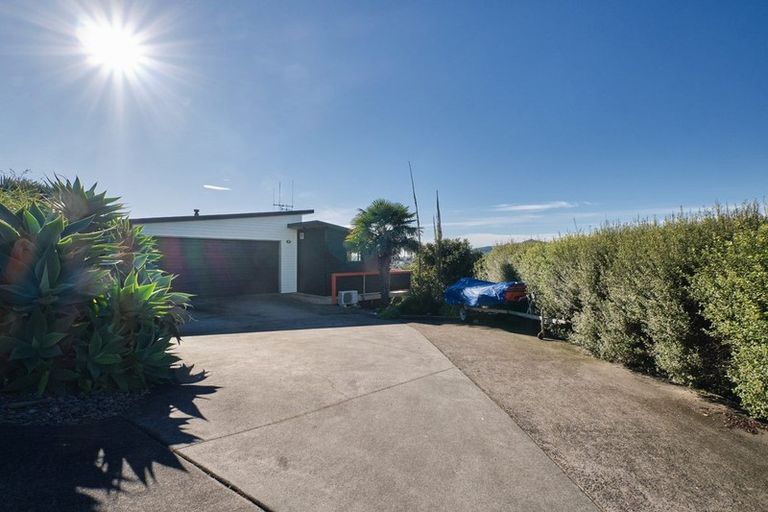 Photo of property in 85 Osprey Drive, Welcome Bay, Tauranga, 3112