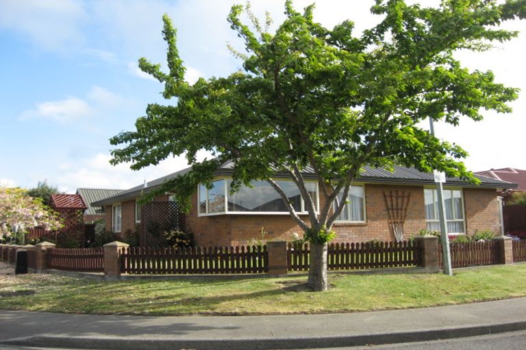 Photo of property in 2a Archer Place, Rangiora, 7400