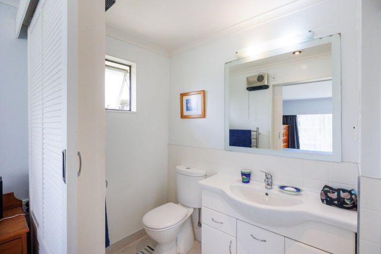 Photo of property in 468 Stoney Creek Road, Kelvin Grove, Palmerston North, 4470